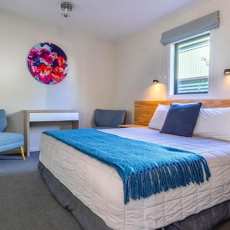 Bed and Breakfast Shakespeare House Te Anau Exterior foto